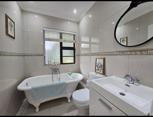 3 BEDROOM APARTMENT FOR SALE IN BALLITO CENTRAL